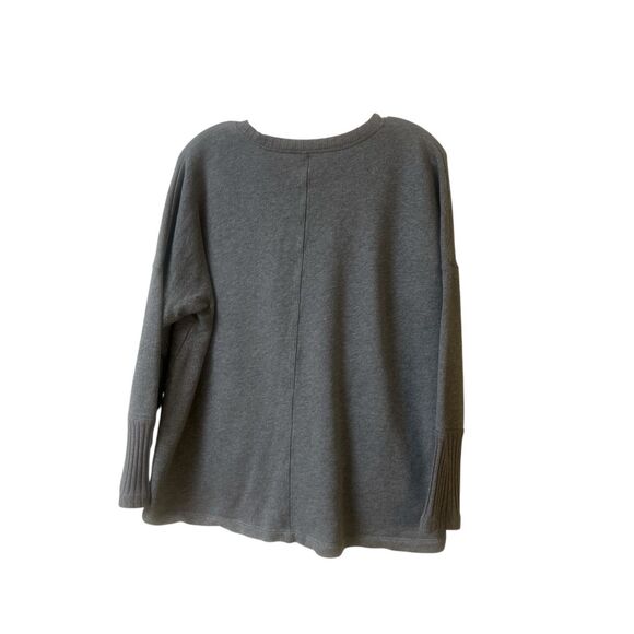 CAbi Cool Off knit sweatshirt gray sz Medium Style #6333 - Picture 2 of 3